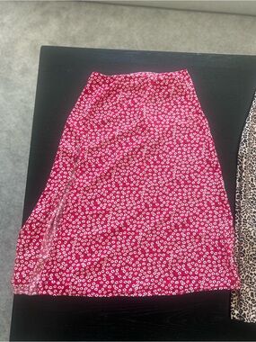 Red Floral A-Line Midi Skirt - Unbranded